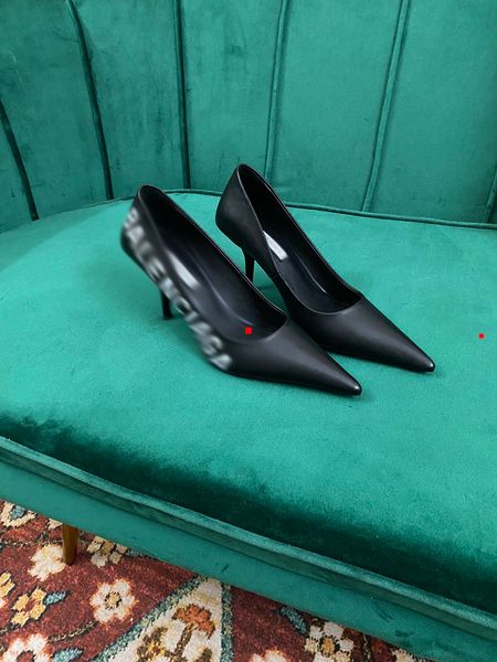 

2023 fashion designer women shoes high heels sandals scarpe firmate chaussures womens designers heel sandale with box size 35-40 -k057, Black
