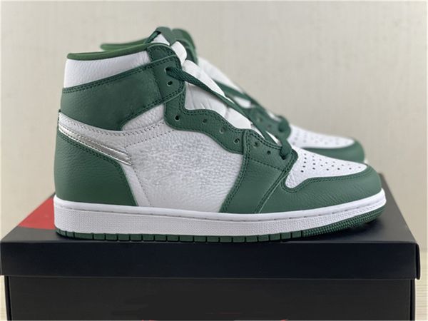 

authentic 1 high og gorge green basketball shoes men women white orange starfish sail lost and found varsity red wmns chicago reimagined spo