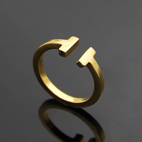 

2022 love ring men's ring luxury jewelry titanium yellow gold silver rose size 6/7/8/911mm non-allergic rings designer women's jew