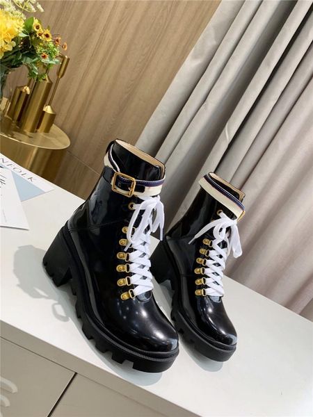 

designer luxury black magnum glasgow fur trim leather boots with pearl detailing ankle boots