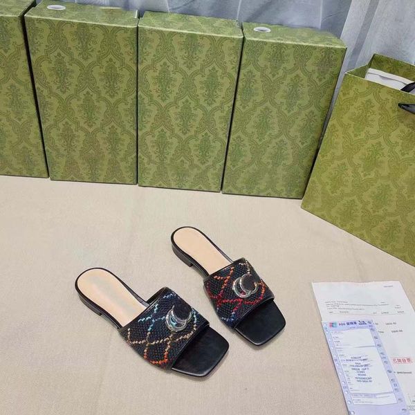 

slipper sandals foam runners bags designer women rubber patent leather it is a kind of shoes that can be matched with clothes at will 34-41, Black