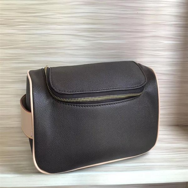

2020 high-end quality men travelling toilet bag fashion design women wash bag large capacity cosmetic bags makeup toiletry bag pou278n
