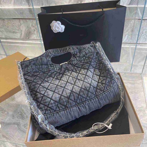 

2022 vintage bag diamond chain 31bag black gray washed and worn denim diagonal cross hand