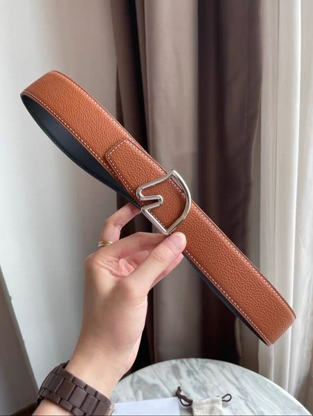 

designer classic h togo leather belts for mens and womens designer luxury letter buckle belt fashionable men charm decoration 38, Black;brown