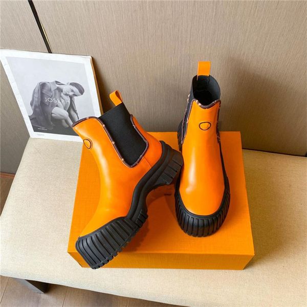 

designer luxury women circle ruby flat rangers ranger kaki crocodile embossed flat desert trainers sneakers combat boots with original box, Black