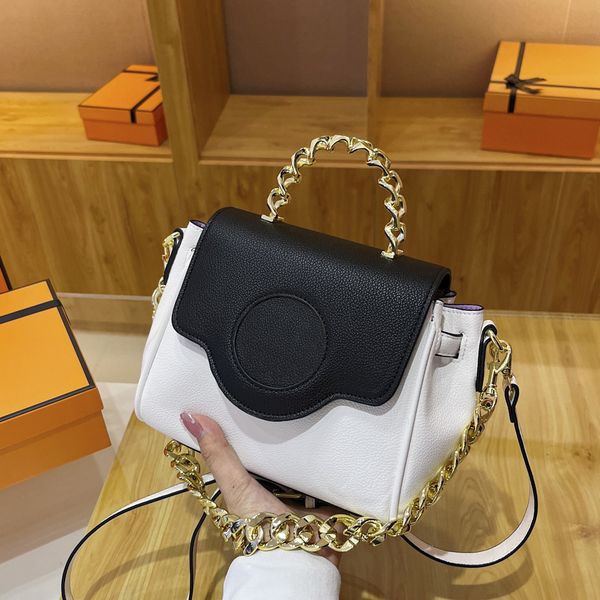 

new fashion female shoulder bag solid color chain women's shoulder crossbody bolsas casual trendy luxurious bags
