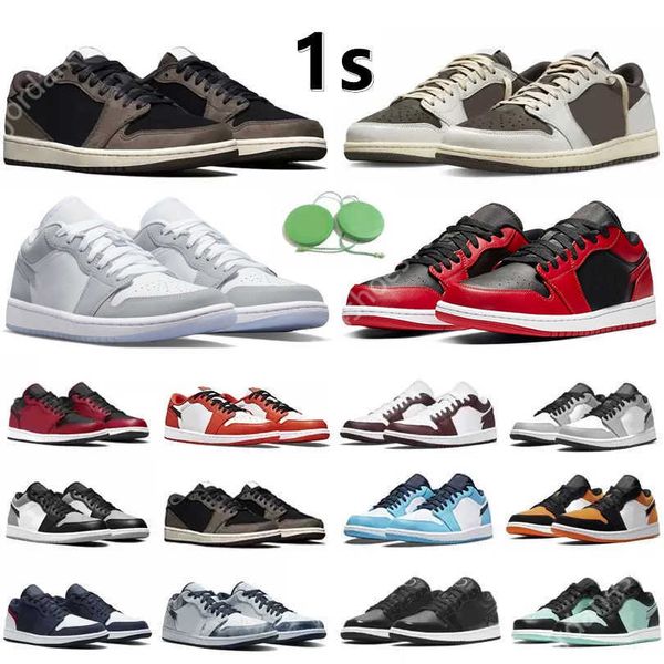 

jumpman 1 1s low men basketball shoes sneaker reverse dark mocha fragment white camo wolf grey paint drip unc royal cyber bred toe women153