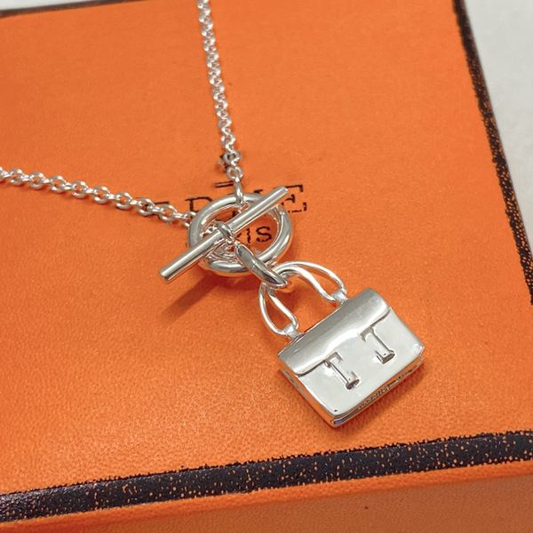 

designer classic bag pendant necklace fashion womens sterling silver necklace luxury jewelry on the neck valentine day gift for girlfriend a