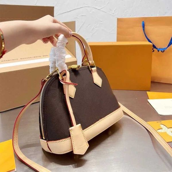 

designer bag fashion ladies shell bags messenger purse leather handbag information shopping classic bucket crescent backpack