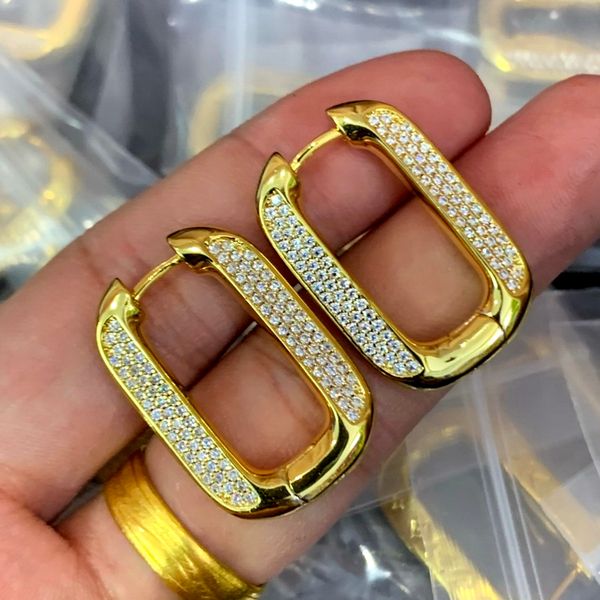 

new designed women silver thick chain stud earring v letter full diamonds brass 18k gold plating ladies pendants earrings hoops designer jew, Golden;silver