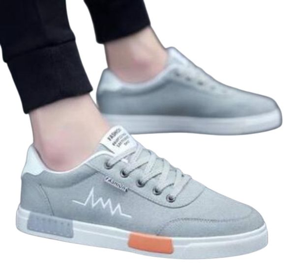 

2023 new stylesest casual snaker fashion shoes 2023 luxury designer women sneakers mens white black platform men woman dress footwear traine