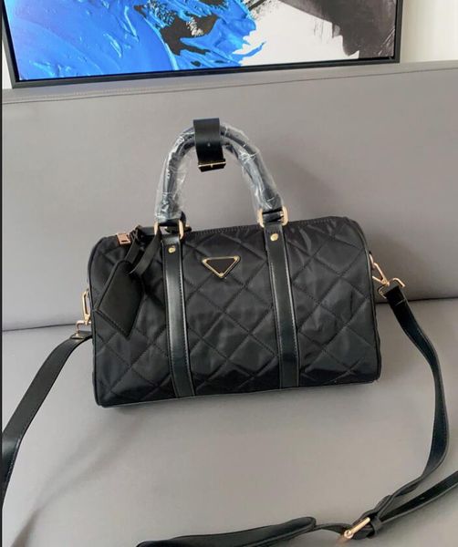 

sell high 5a quality duffel bags fashion designer men luggage gentleman commerce travel bags nylon handbags large capacity holdall carry on