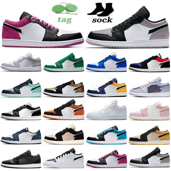 

boots men women jumpman 1 low basketball shoes 1s triple white shadow university blue unc black bred toe paris chicago light smoky grey moch