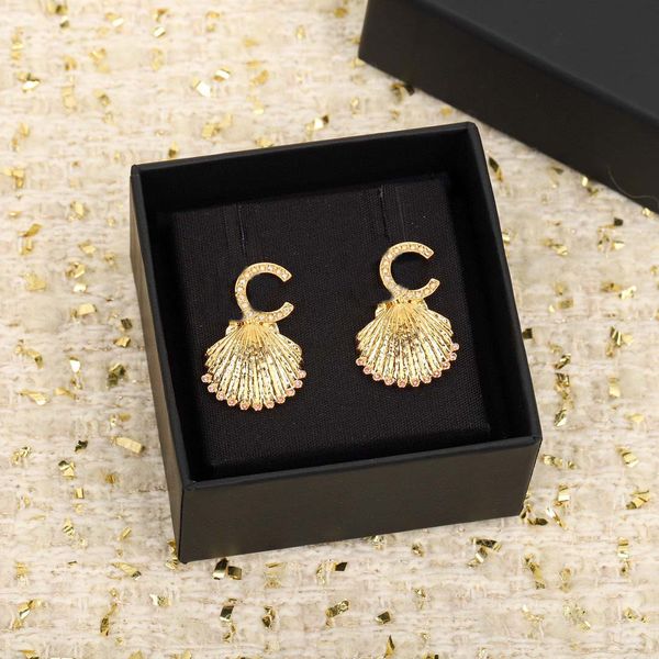 

2023 luxury quality charm drop earring with color diamond in 18k gold plated have box stamp ps7419a, Golden
