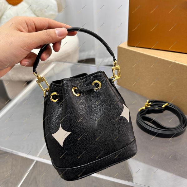 

bucket crossbody bag purse for women drawstring mini tote designer purses messenger bag string hobo shoulder handbags leather clutch fashion