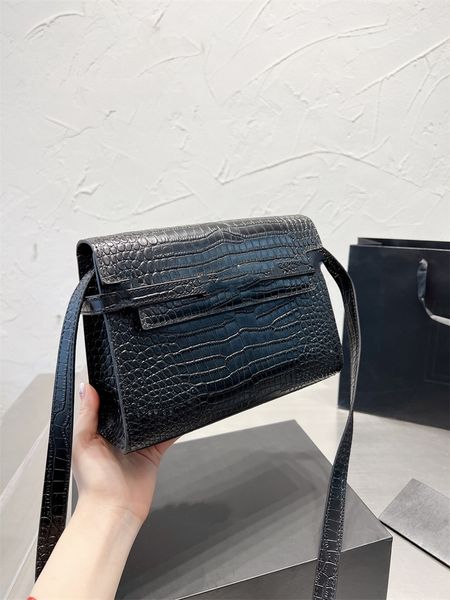 

y designer bag luxury women's hand holding one shoulder cross-body metal buckle black trend everything