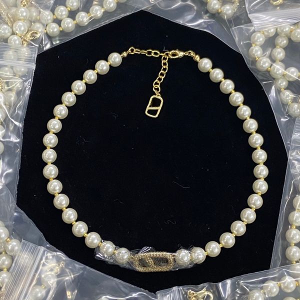 

simplicity lady brass necklaces & pendants geometry design litter diamonds pearl decorate copper women chain necklace jewelry gifts van1 --0, Silver