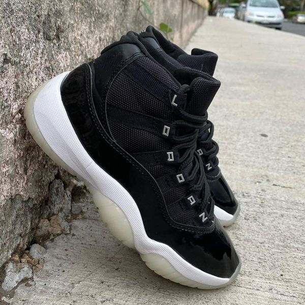 

jumpmans 11 retro low basketball shoes men women 11s cherry cool grey midnight navy jubilee 25th anniversary concord bred 72-10 mens