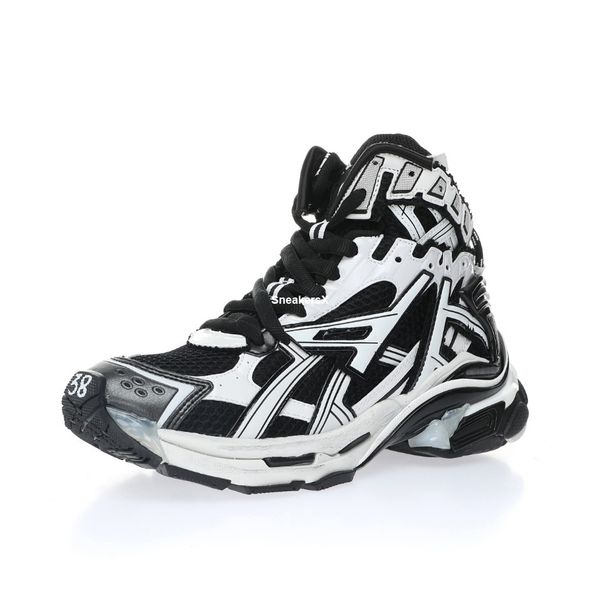 

runner high sports shoes for men luxury running shoe mens designer sneakers womens paris chunky women trainers man boots woman boot 9010