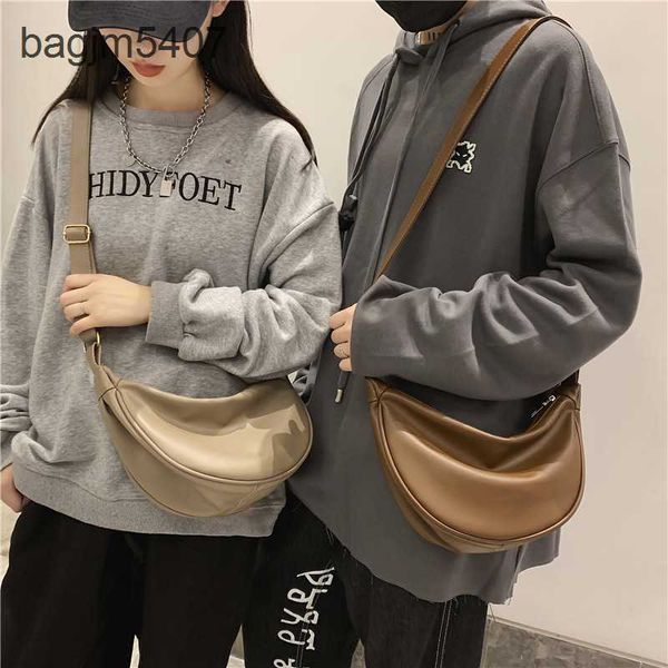 

2023 new hand bag factory 80% wholesale and retail korean fashion couple dumpling bag street popular female harajuku versatile shoulder