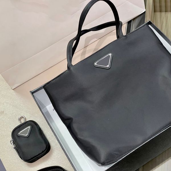 

briefcases women shopping bag fashion mens crossbody handbag fuzzy shoulder bags bumbag luxury designer fannypack purses two piece 22121402c
