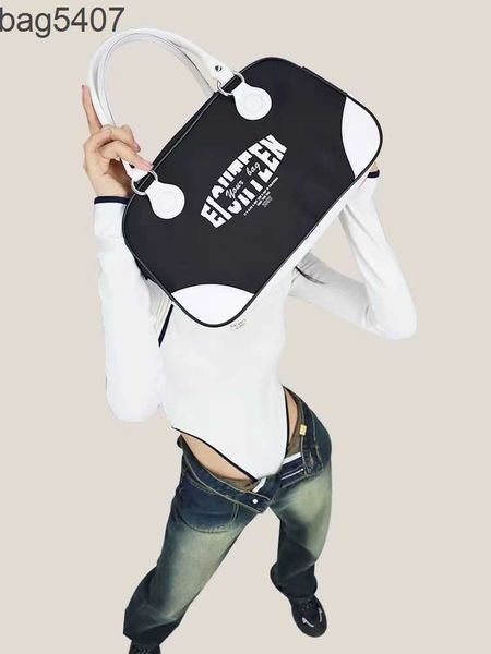 

2023 design bag stores 70% wholesale and retail li shiba vintage nylon american girl leather big one shoulder crossbody