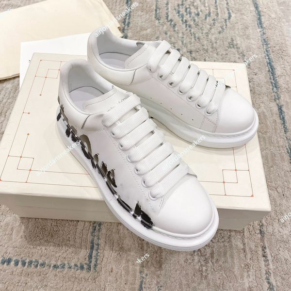 

mens casual shoes boots womens graffiti oversized sneakers espadrilles luxurys designers trainers flats platform white alexander¡mcque, Black