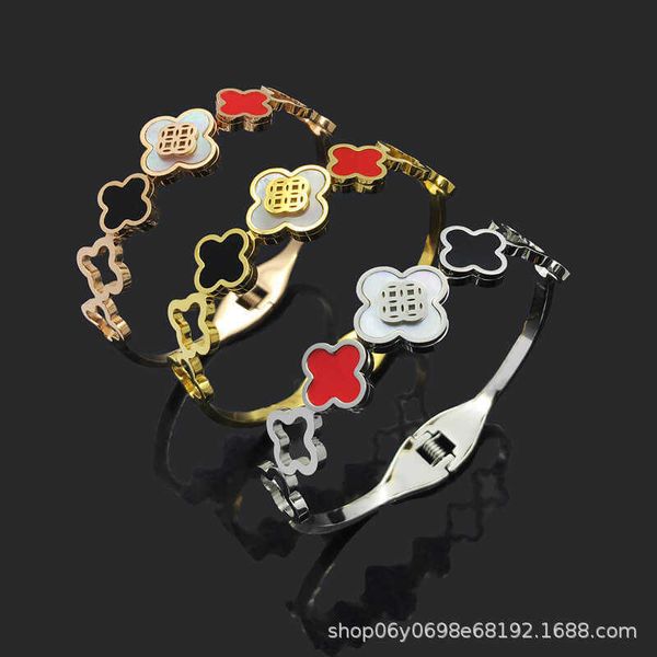 

simple temperament multicolor four leaf stainless steel bracelet cool personality white shell hollow out hand decoration explosive, Black