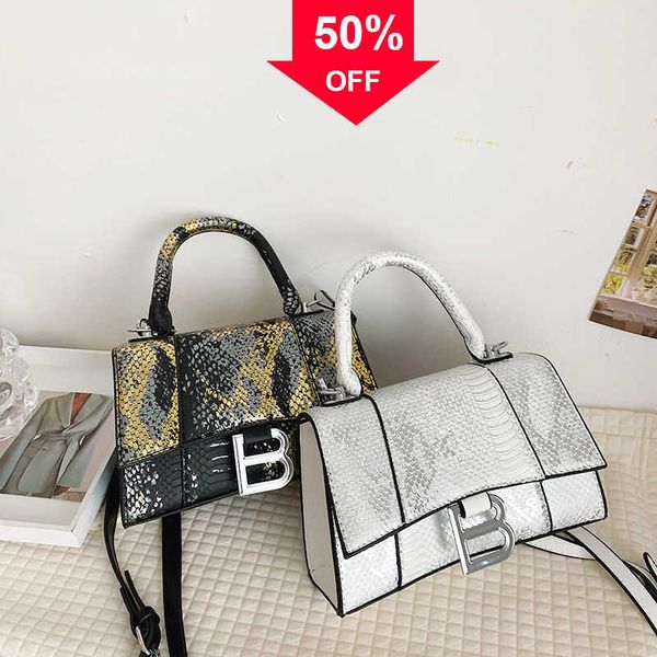 

fashion designer bags women's bag new women's 2022 fashionable snake pattern single shoulder msenger bag versatile hands s