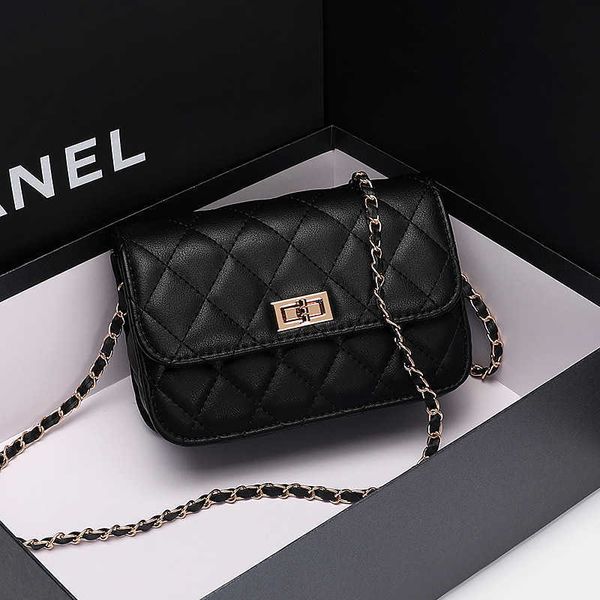 

new design woman leather bag rhomboid small single shoulder bag chains purse chain bags for ladies