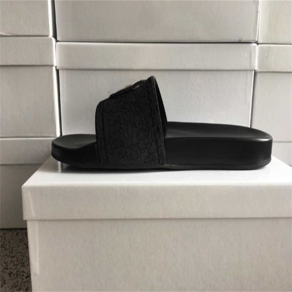 

luxury designer slide slippers summer sandals men beach indoor flat flip flops leather lady women fashion classic shoes ladies size 35-450ng, Black