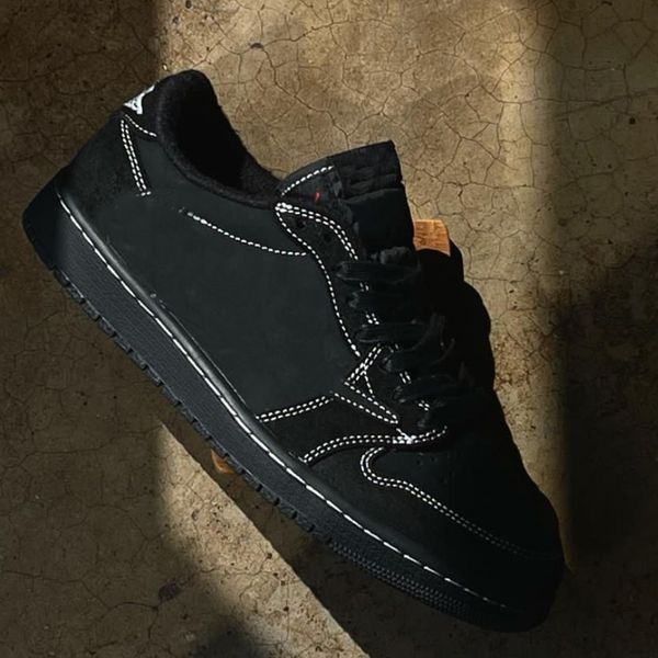 

mens dunks low basketball shoes women 1s off mocha sail black phantom wolf grey bred shadow toe bulls triple white camo designer trainers ou
