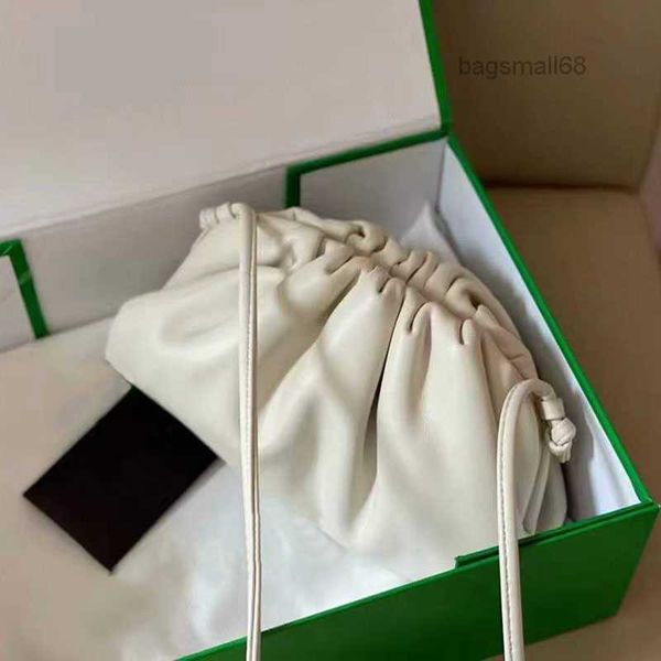 

2022 the pouch soft calfskin shoulder bags ladies large clutch bags genuine leather famous desinger brand hand fashion women upgrade cloud b