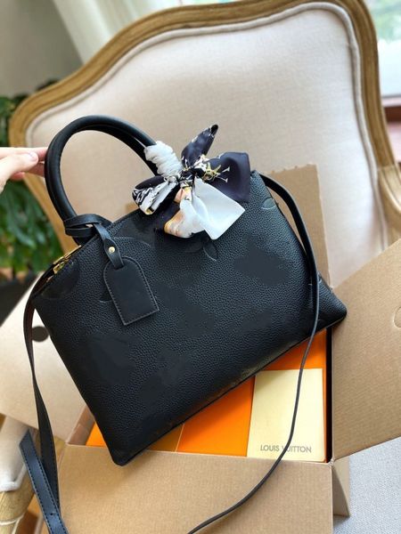 

totes luxurys women embossing genuine leather shoulder bags handie bags purses lady messenger bag purse designers handbag tote montaignes wo
