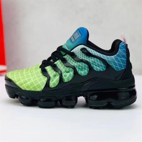 

2022 kids tn plus designer shoes sports running children boy girls trainers sneakers classic outdoor toddler 24-35266z, Black