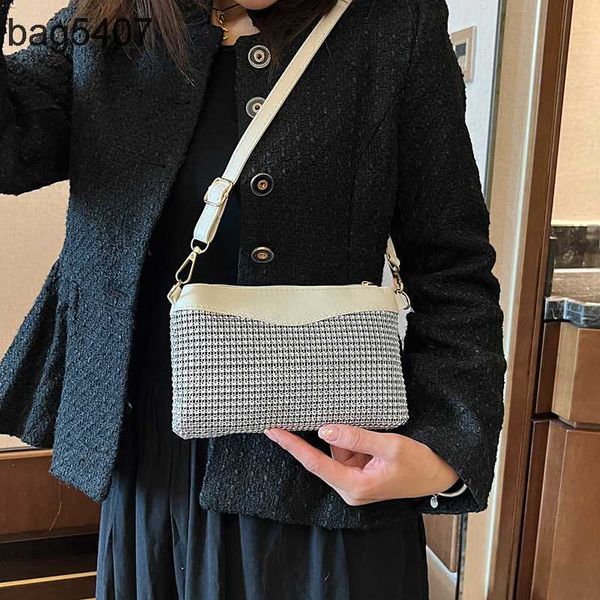 

2023 women's diamond bag 70% discount wholesale retail water new fashion armpit hand phone