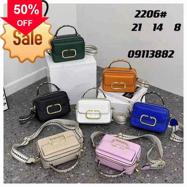 

designer bags high appearance and temperament versatile foreign style v-shaped camera cross-border msenger female student ins 2023 new tote