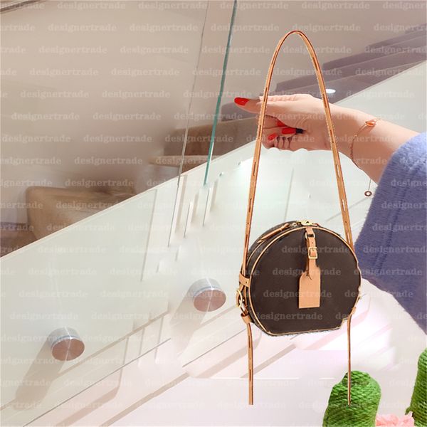 

leather tote bag classic chain shoulder small square bags designertrade vintage elegant luxury style messenger bags fashion handbags