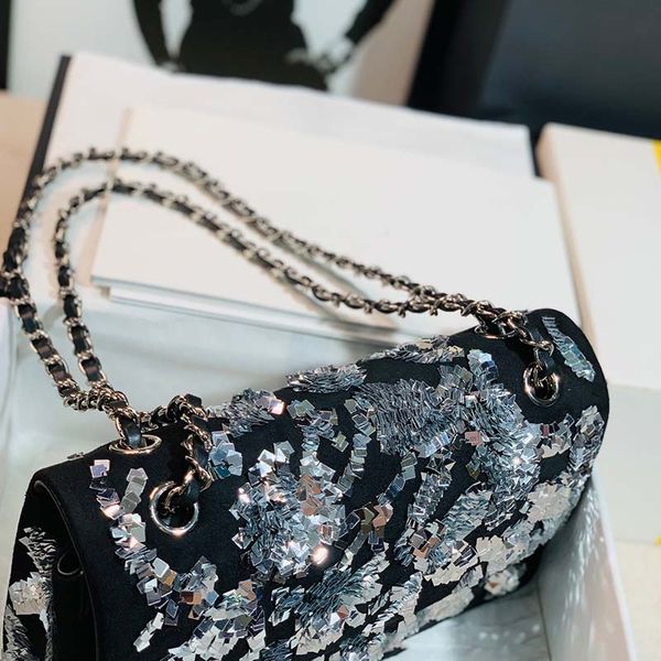 

luxurys designers brand diagonal shoulder bags handbags girl fashion women classic crossbody waist bag handbag flap clutch totes logo embroi