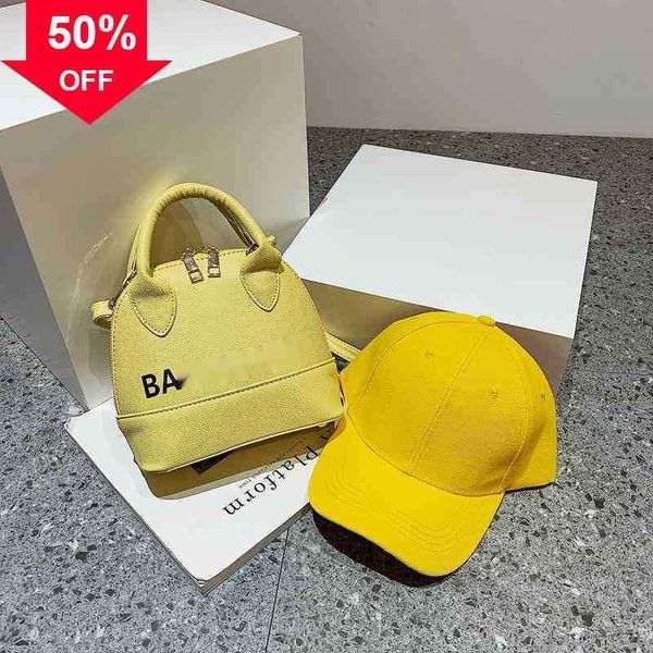 

factory direct sale high sense small shell 2023 new single shoulder messenger bag women's fashion versatile hand designer