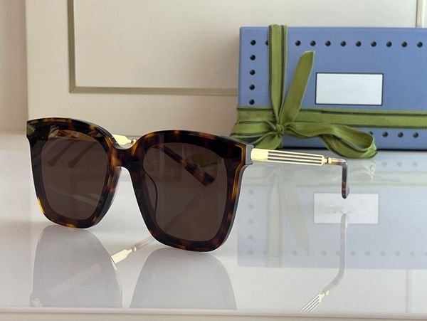 

summer sunglasses for men and women 0889 style anti-ultraviolet retro plate square full frame fashion eyeglasses random box 0889s, White;black