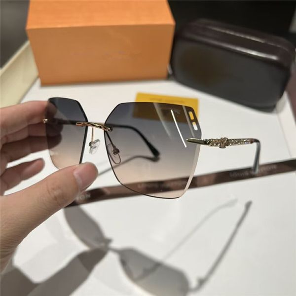 

2023 eyewear designer sunglasses classic eyeglasses goggle outdoor beach sunglass for woman mens sun glasses 7 colors 3006, White;black