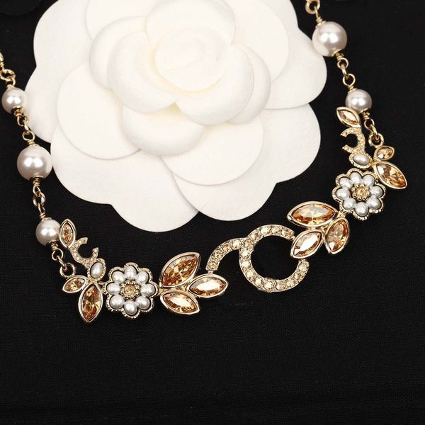 

luxury quality charm pendant necklace with diamond and nature shell beads in 18k gold plated have box stamp ps7444a, Silver