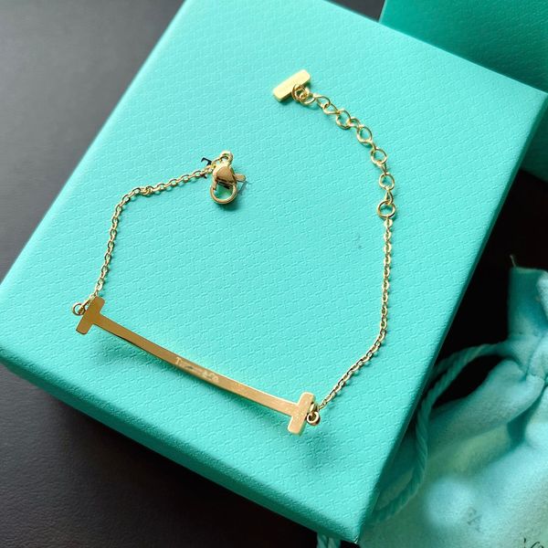 

fashion style bracelets chain women bangle wristband cuff chain designer letter jewelry crystal 18k gold plated stainless steel wedding love, Black