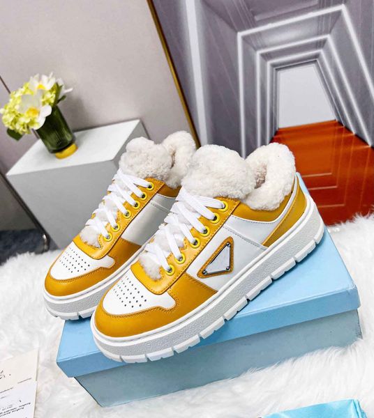 

winter warm shearling sneakers shoes women enameled metal triangle white black leather lady comfort soft casual walking eu35-41 with box