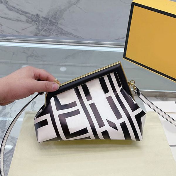 

fashion clip bag clutch wallets shoulder bags crossbody handbags metal hardware coloured letters cross body clip purse cell phone