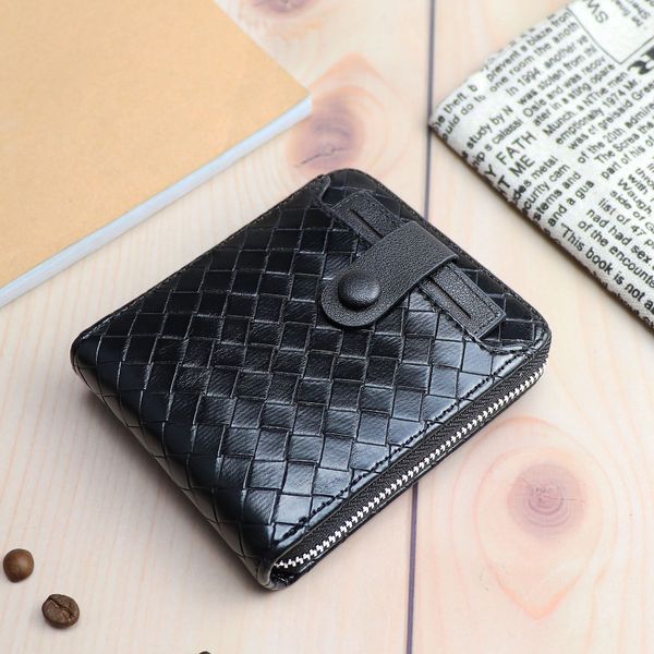 

2022 new men's short purse zipper fashion vintage braided pattern casual clip men's luxury business short money card package, Red;black