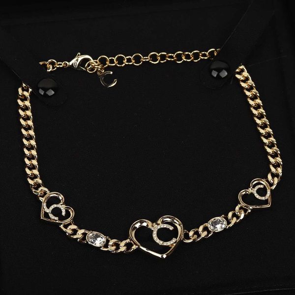 

2023 luxury quality charm pendant necklace with sparkly diamond three pcs heart shape have box stamp ps7443a, Silver
