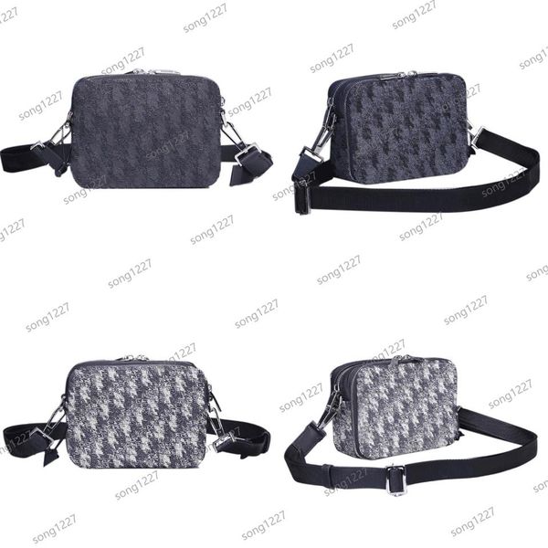 

90luxurys designers bag 17 exquisite and elegant messenger bags sewing line shape all reflect the texture simple stylish cool vint1611