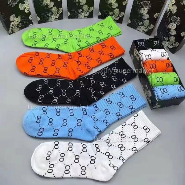 

designer mens womens socks five pair luxe sports winter mesh letter printed sock embroidery cotton man with box aaaaa, Black;white